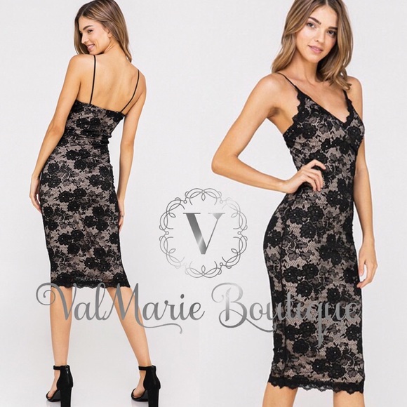 Nude and lace midi dress - Picture 3 of 4